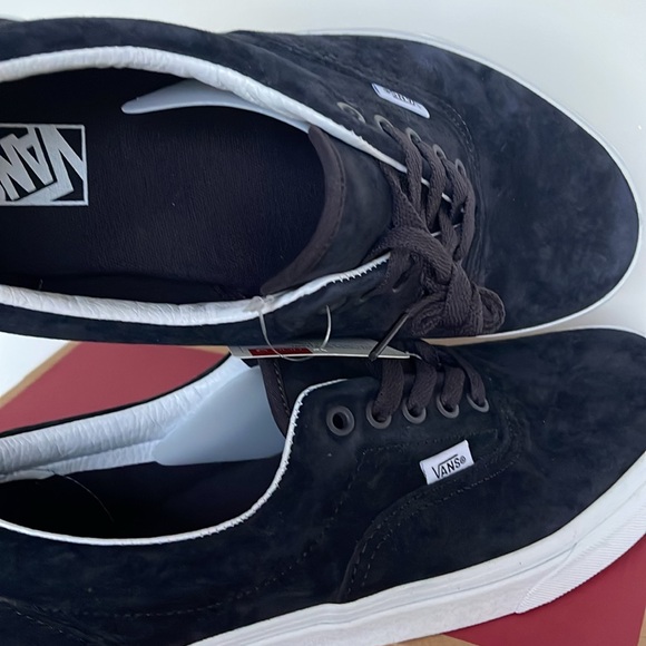 Vans WMNS Era Pig Suede Nine Iron
VN0005UEBYD
Sneakers - Picture 14 of 16
